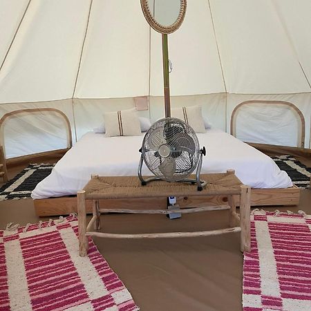 Camping Vila De Саррия Экстерьер фото