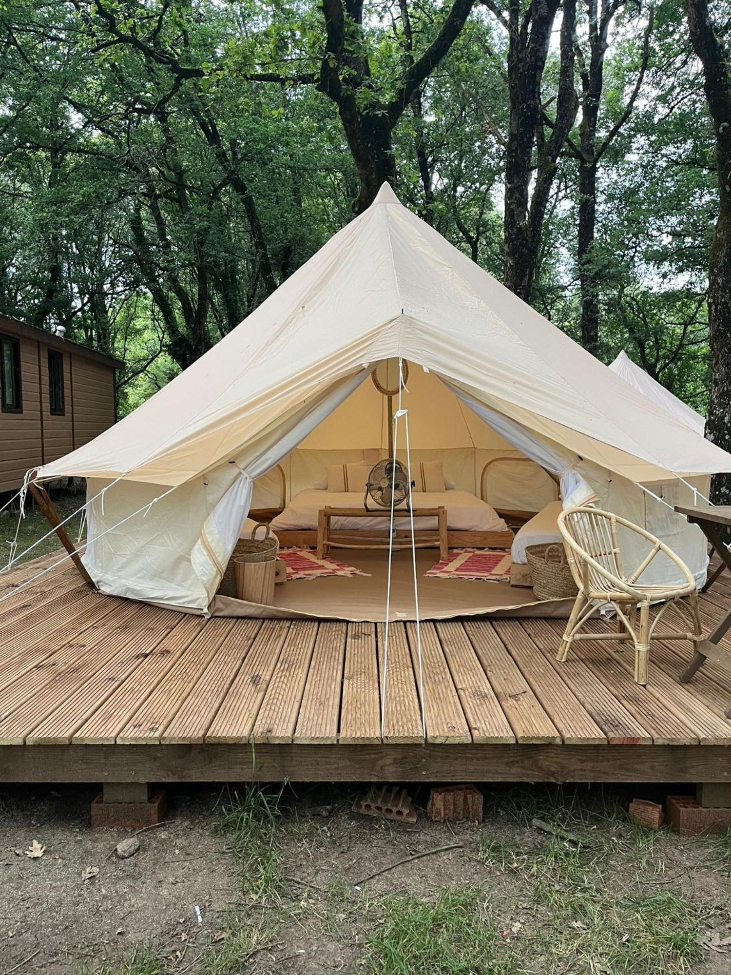 Camping Vila De Саррия Экстерьер фото